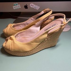 Steve Madden Yellow Wedges Size 9